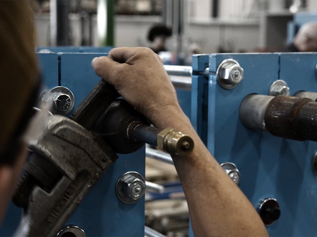 Assembling of heat exhangers